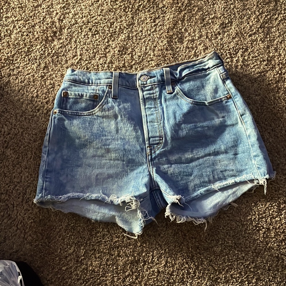 Denim jean shorts Levi’s 501 size 28